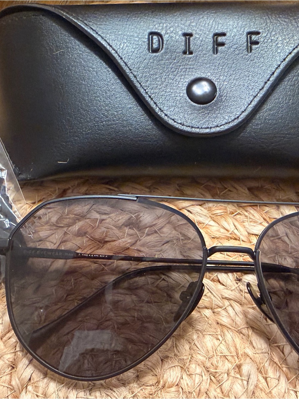 Diff Eyewear Black Aviator Sunglasses with Smoke Lenses